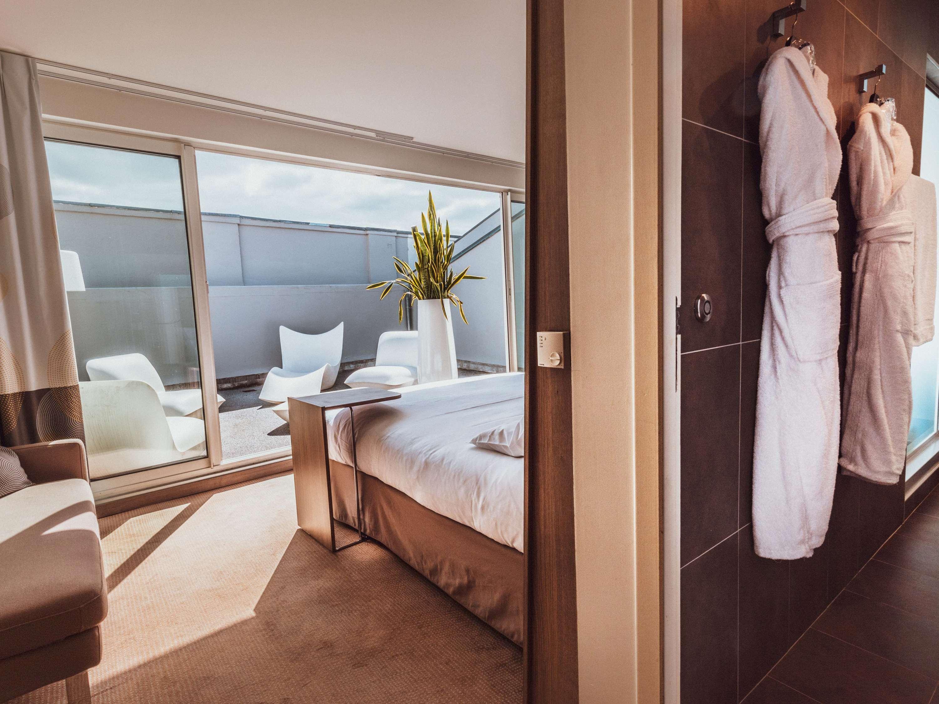 Novotel Centre Wilson 4*