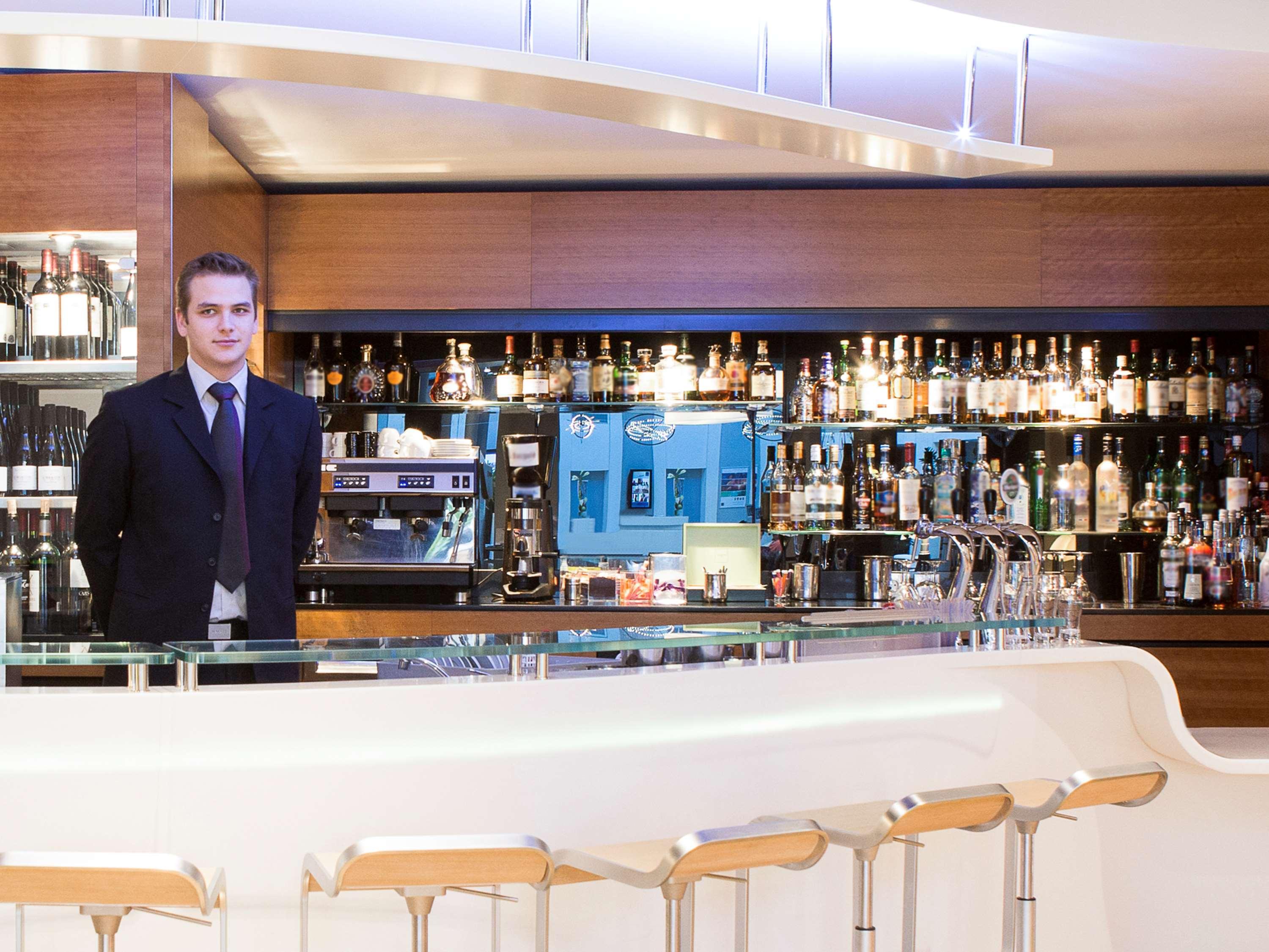 Novotel Centre Wilson Hotel 4*