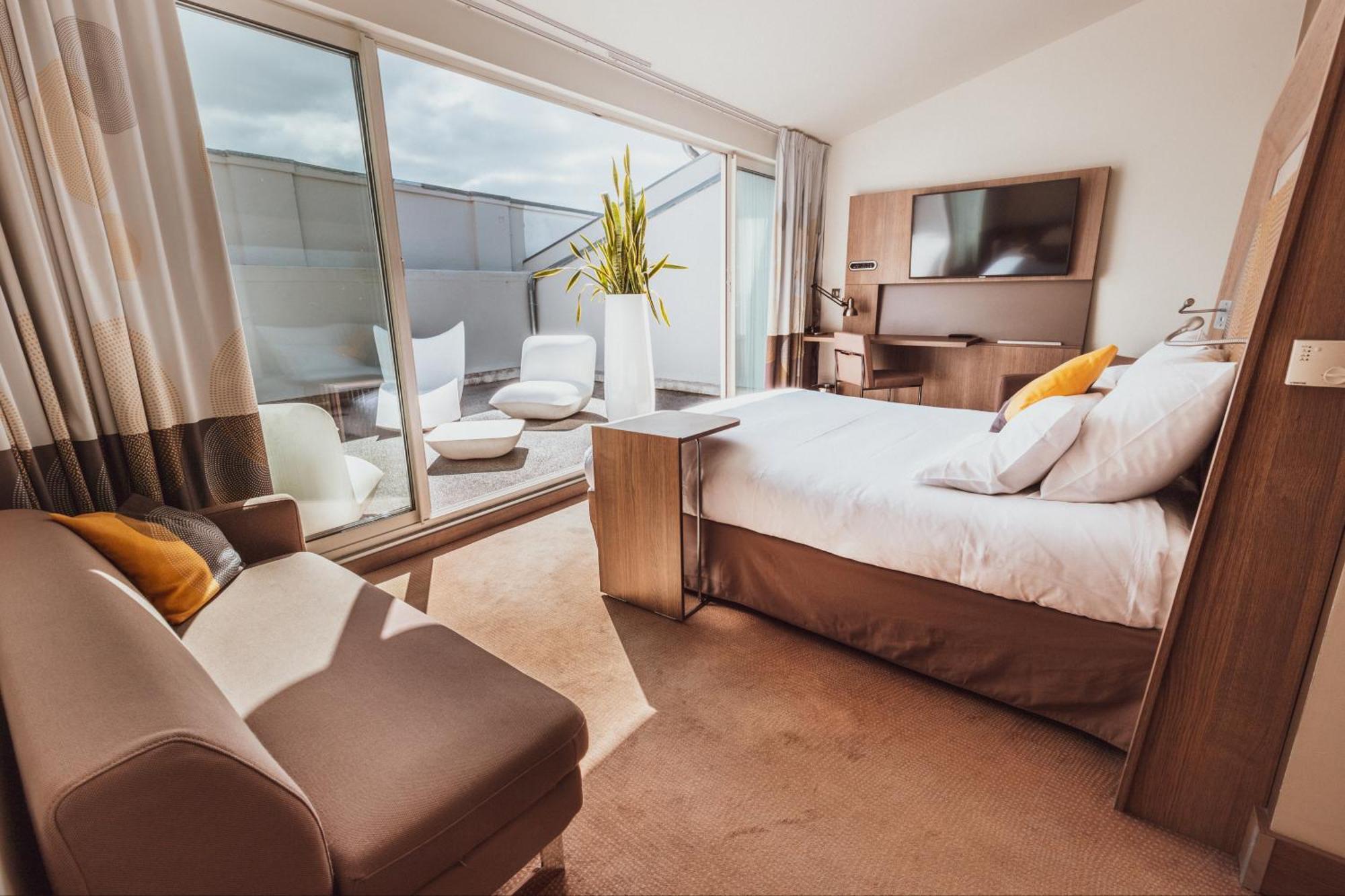 Novotel Centre Wilson Hotel 4*